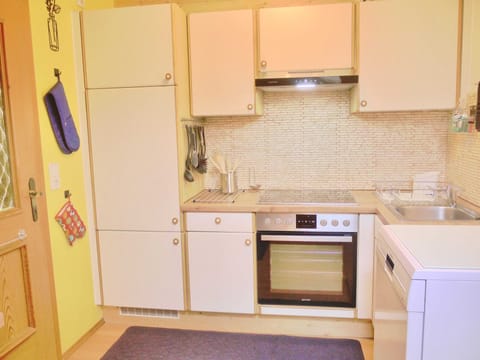 Well-equipped kitchen