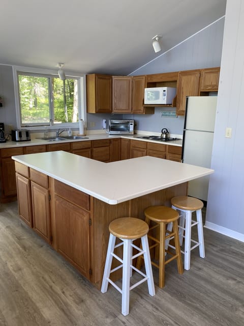 Kitchen With Island Seating