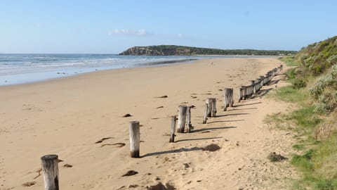 1km walk to beach 