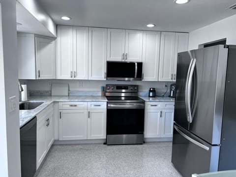 Another view of the new kitchen.