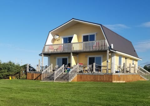 Sandcastles Beach House with Duneside on the left and Meadowside on the right.