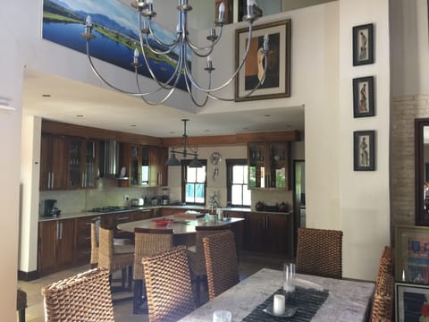 open plan kitchen dining entertainment area