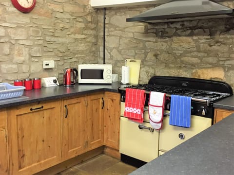 Part of kitchen at Llwyn Llwyd Farm Cottage Aberyscir Brecon