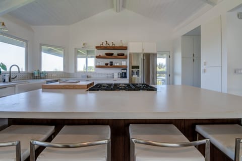 Breakfast Bar Center Island