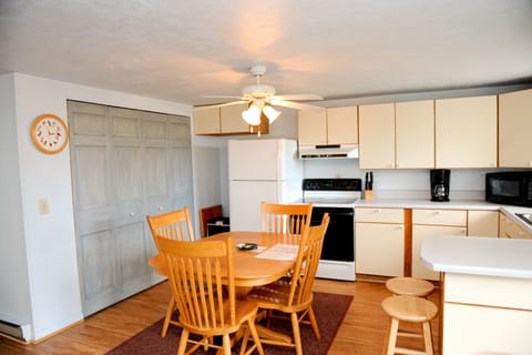 Good size fully equipped kitchen