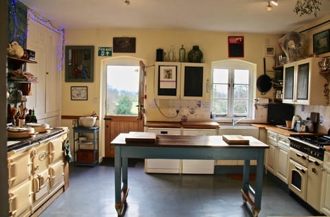 Big farmhouse-style kitchen