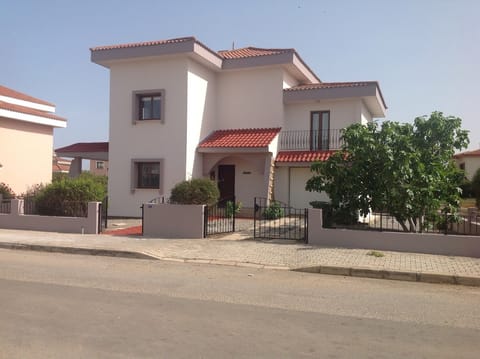 Front of House (1)
