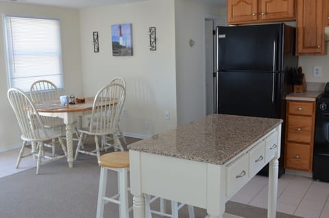 2nd Floor Kitchen & Dining Area