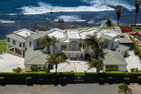 La Mansion