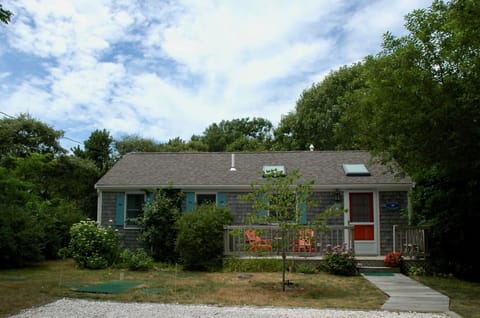 23 Beach Plum Lane Curlew Cottage!
