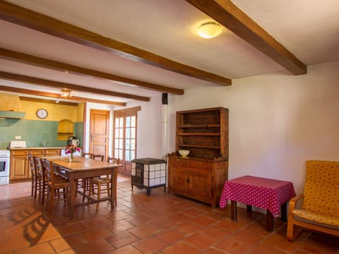 L Oubradou, the living room