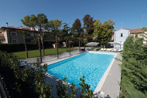 15x7 mt. chlorine-free swimming pool