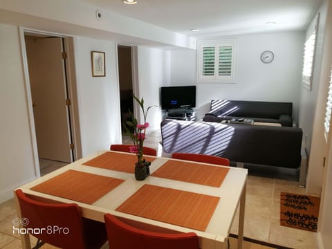 Bright Living and Dining Room 