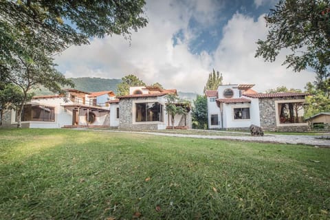 VILLA JUCANYA 