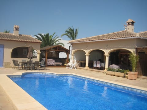 Outside pool area