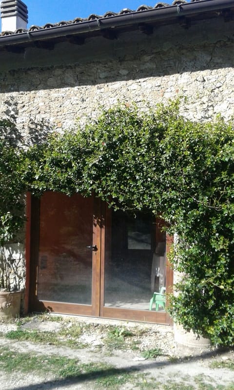 entrance from the hamlet
dated 1800