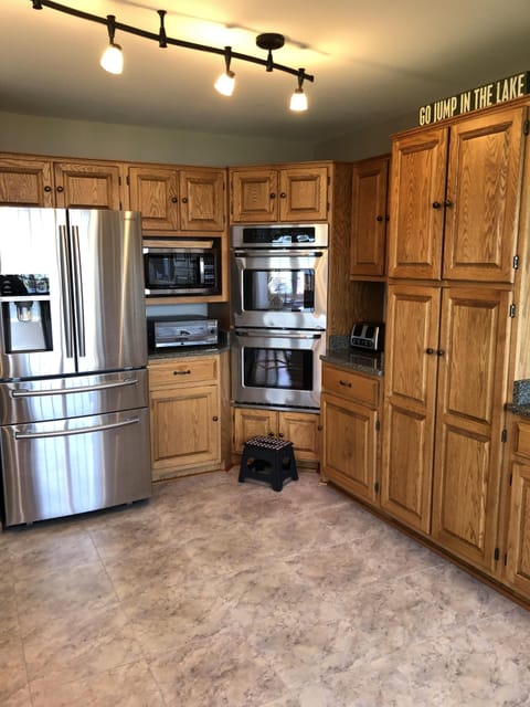 All the amenities needed for making meals.