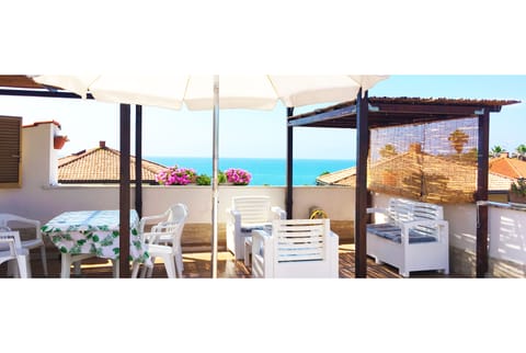 Terrace sea view
