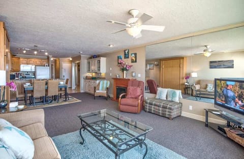 This is a family suite that is much larger than other Sea Gypsy units