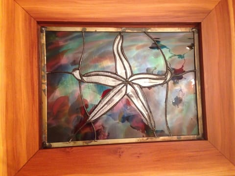Happy Dancing Starfish Window