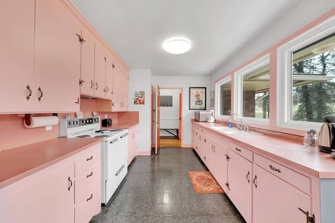 And yes, it's PINK! Very spacious with a wonderful view of the front yard. 