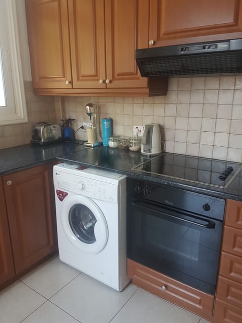 kitchen, ground floor