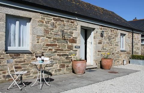 Grade II listed cottage in beautiful location