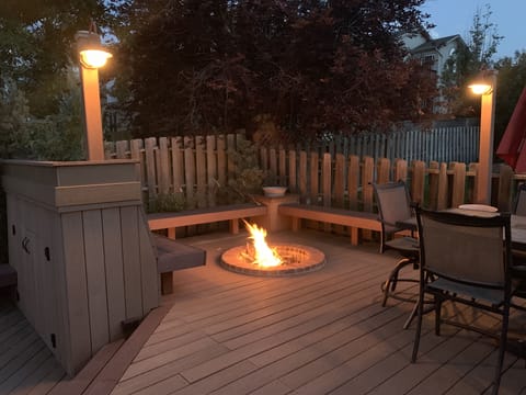 Fire pit perfect for roasting marshmallows and summer evenings together