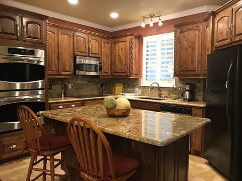 Everything you need in a kitchen, double ovens too!