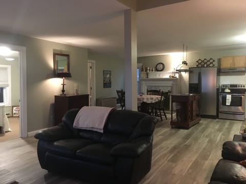 Open Floor Plan To Enjoy & Entertain Guests