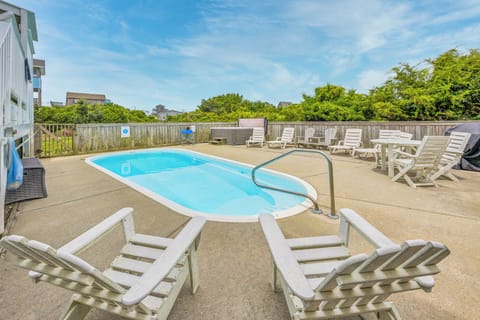Surf or Sound Realty - 236 - Surf Music - Pool Area -2