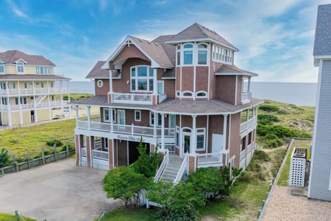 Surf or Sound Realty - 682 - Hatteras HId Away - Main Image_