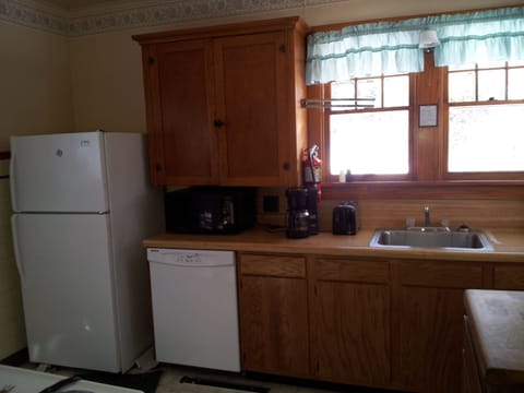 Convenience of a full kitchen.