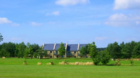 Buttercup Cottage in lovely parkland setting...