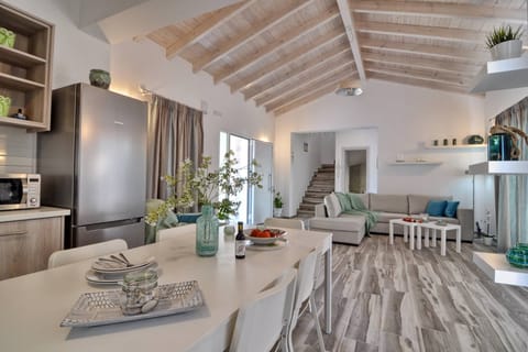 Villa Petra interior