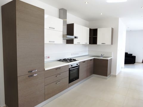 Kitchen - fully equipped