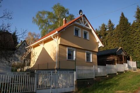 External view of the building. Picture 3