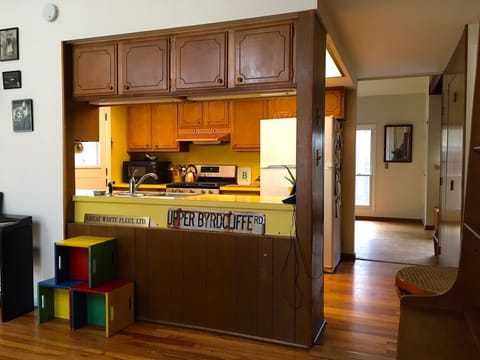 Semi open floor plan