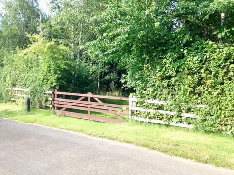 Entrance to the field at Pittendreich, for use of guests to the cottages