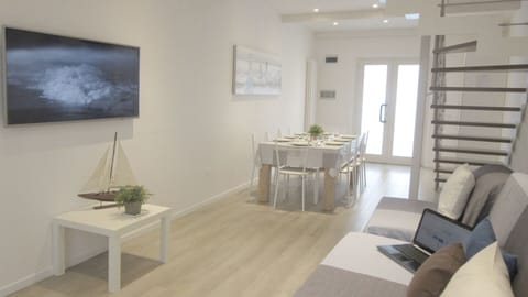 DIRECT CONTACT Matteo +3 9. 3 3 8. 1 4 0 5 4 0 1 (W H A T S A P P) 