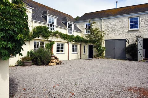 Courtyard View of the Annex Entrance