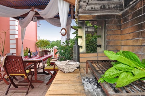 Angela Pool Maisonette Agios Georgios Exterior