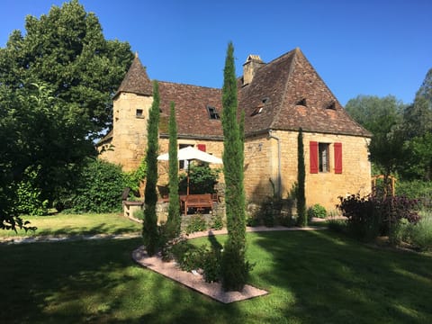 The house with garden and pool
