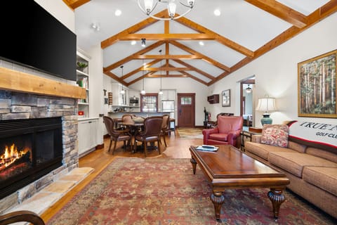 Great Room to Kitchen