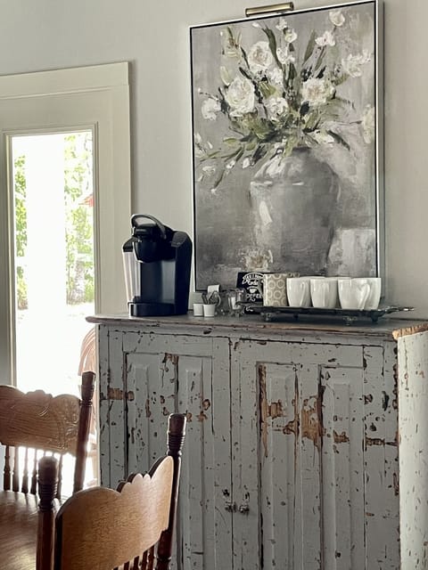 Coffee Bar with Kuerig