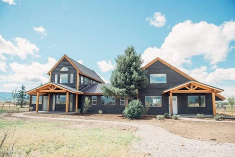 The beautiful, spacious unit is perfect for a gathering with family or friends.