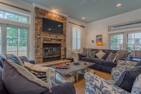 Living Room w/ Fireplace
