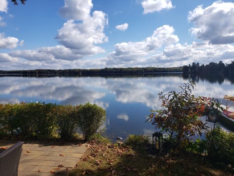 Cabin sits right on the lake for amazing views!
