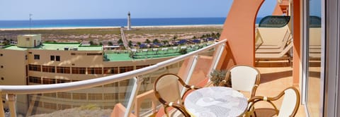 Terrace & views
