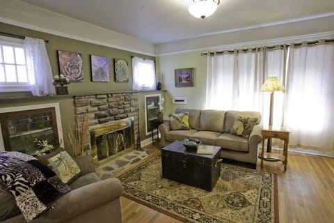 Craftsman style in this classic Portland home